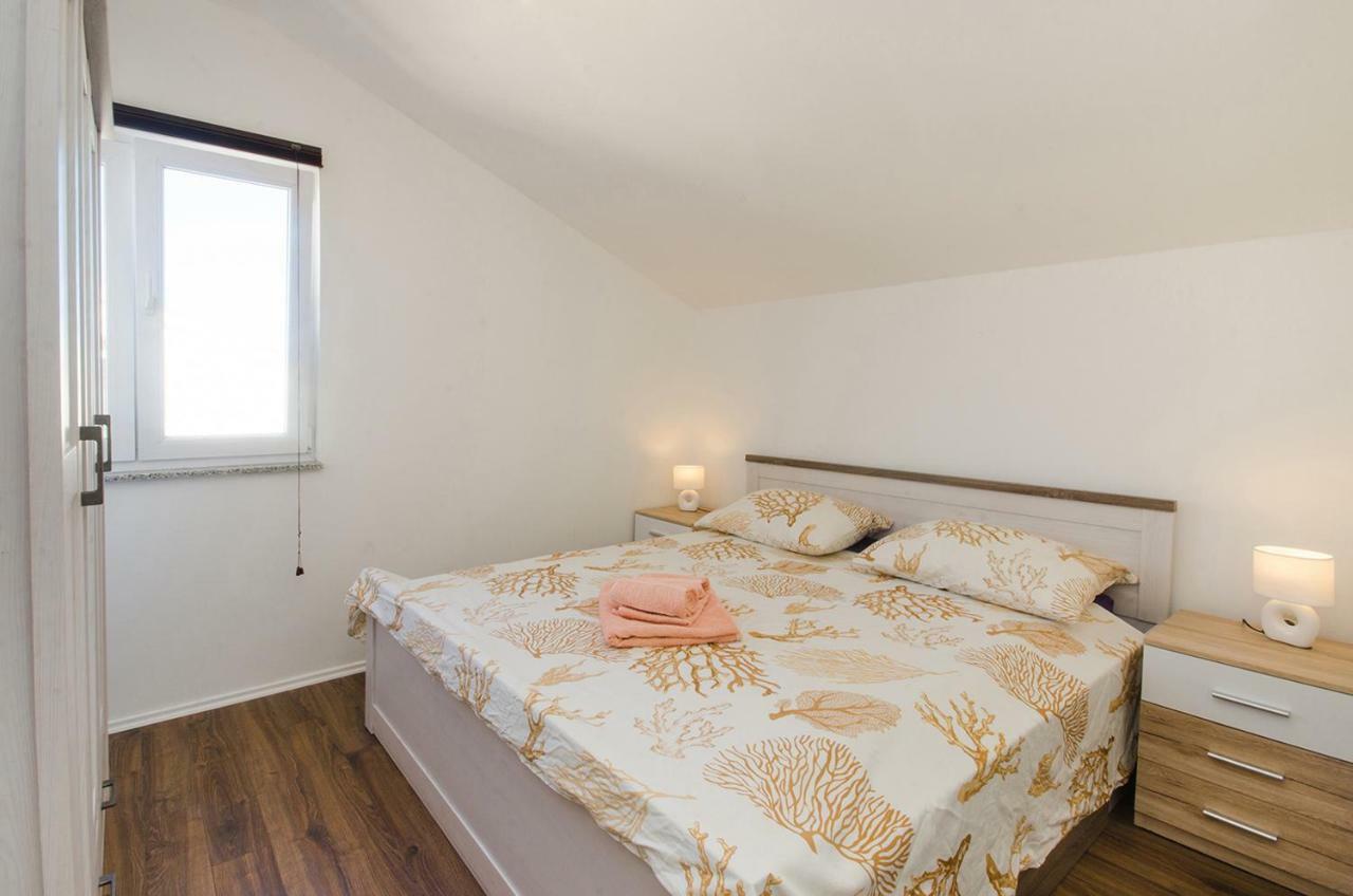 Apartman Korina Sukošan Eksteriør billede